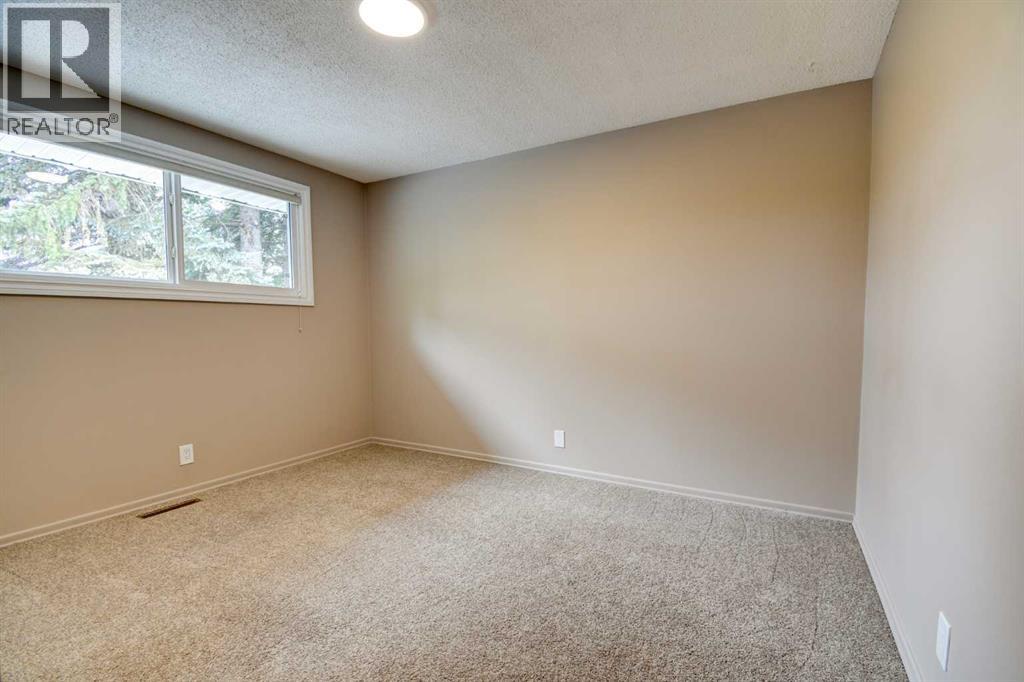 5 Mcconnell Close, Red Deer, Alberta  T4N 0J7 - Photo 10 - A2259059