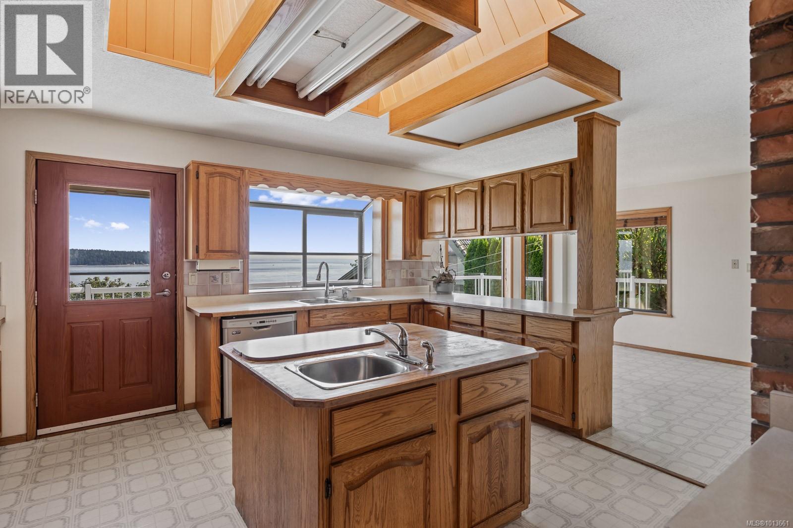 513 Ash St, Campbell River, British Columbia  V9W 5L8 - Photo 19 - 1013661