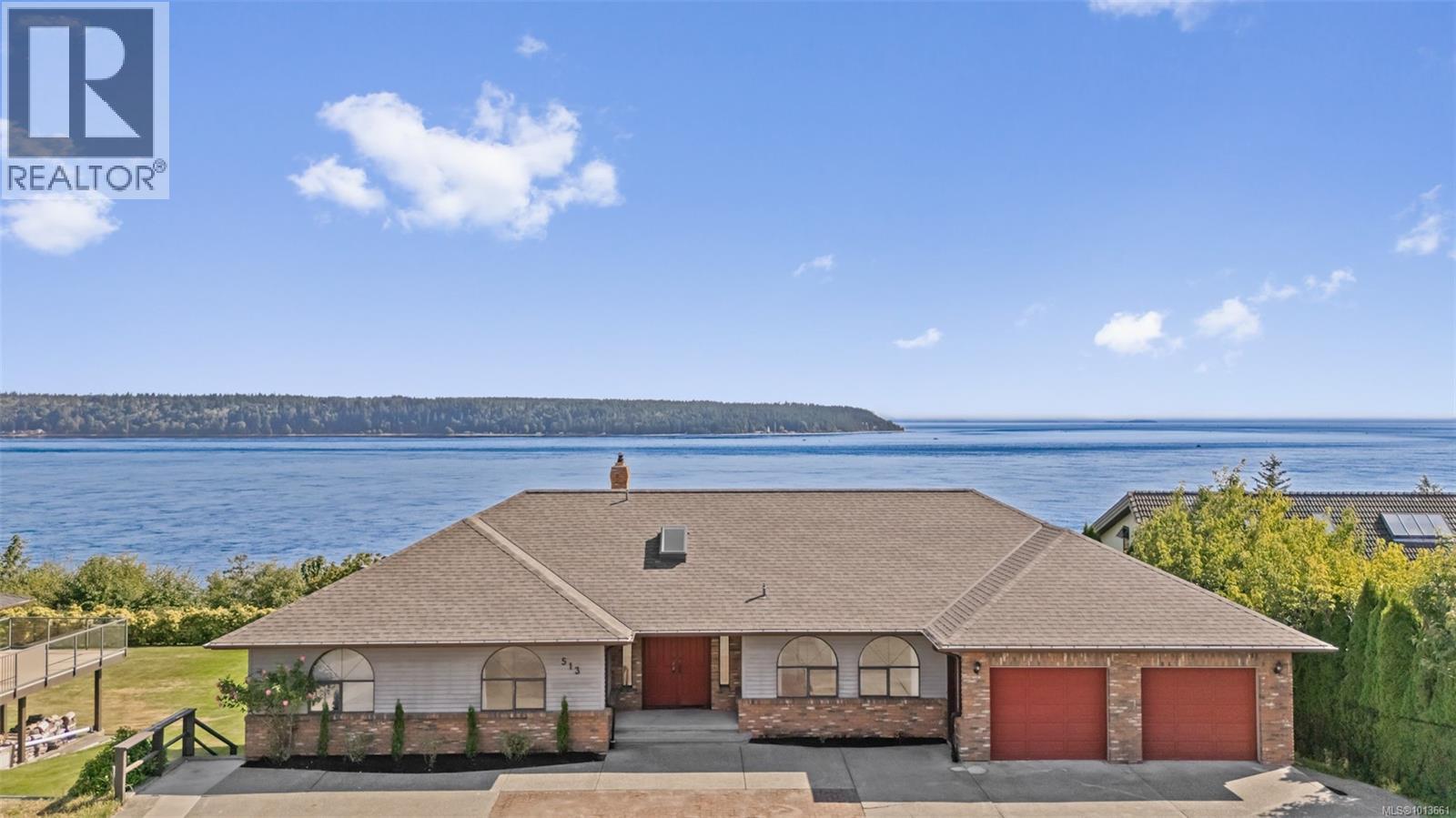 513 Ash St, Campbell River, British Columbia