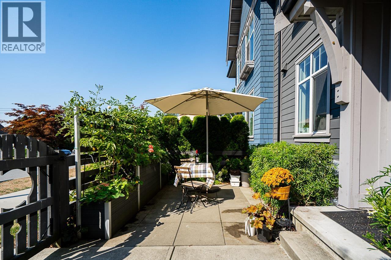 108 3529 Baycrest Avenue, Coquitlam, British Columbia  V3B 2W7 - Photo 3 - R3041212