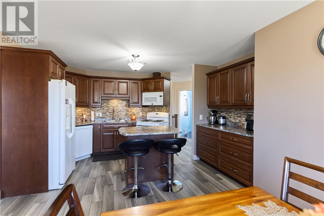 26 Sunny Street, Garson, Ontario  P3L 1N3 - Photo 15 - 2125407