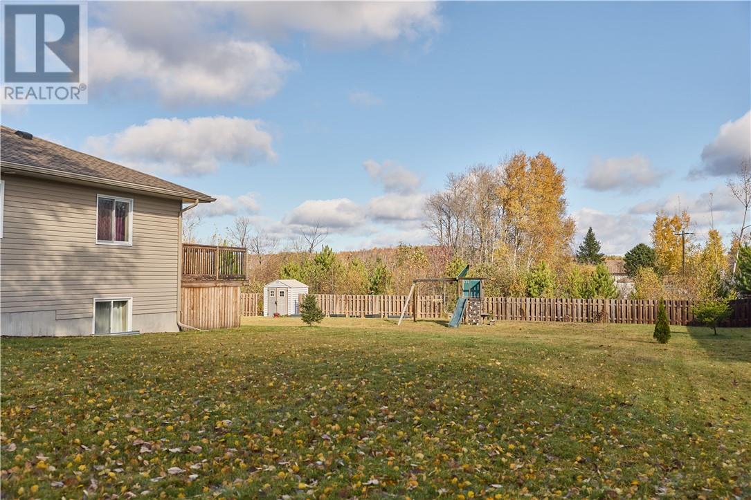 26 Sunny Street, Garson, Ontario  P3L 1N3 - Photo 35 - 2125407