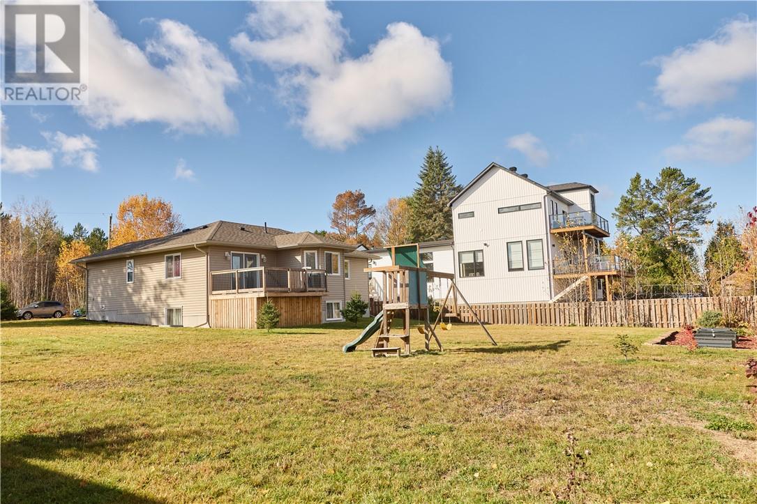 26 Sunny Street, Garson, Ontario  P3L 1N3 - Photo 36 - 2125407