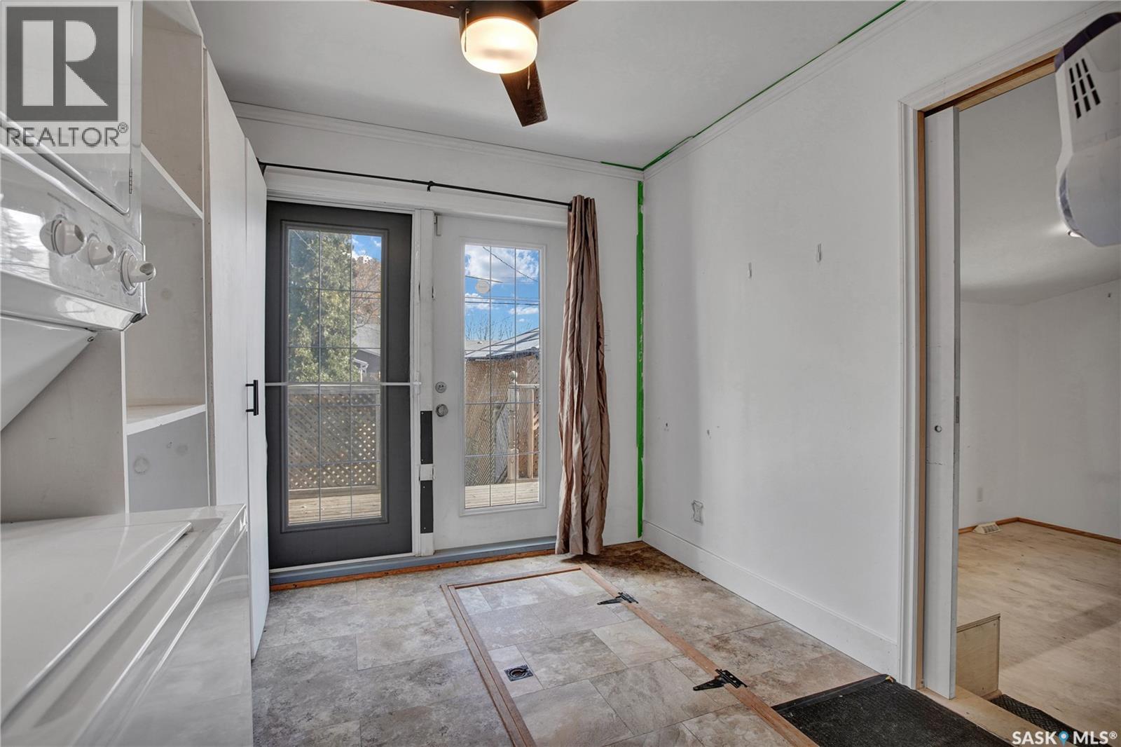 1018 O Avenue S, Saskatoon, Saskatchewan  S7M 1Z6 - Photo 8 - SK021871