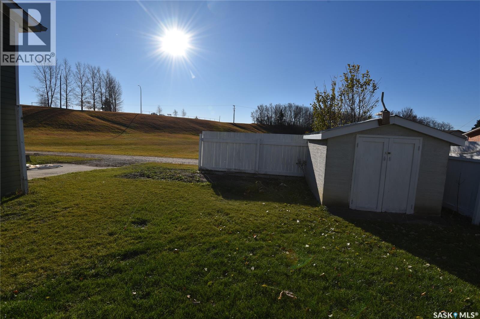 1211 1st Street E, Nipawin, Saskatchewan  S0E 1E0 - Photo 20 - SK021820