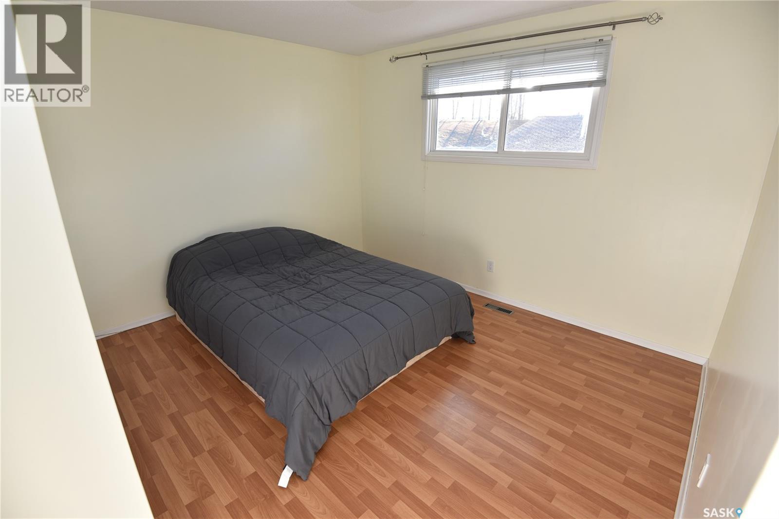 1211 1st Street E, Nipawin, Saskatchewan  S0E 1E0 - Photo 9 - SK021820