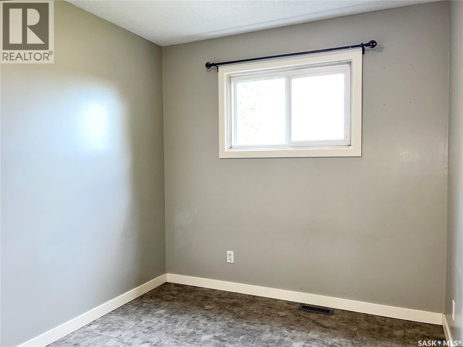 802 / 804 Mccormack Road, Saskatoon, Saskatchewan  S7M 5K1 - Photo 17 - SK021810