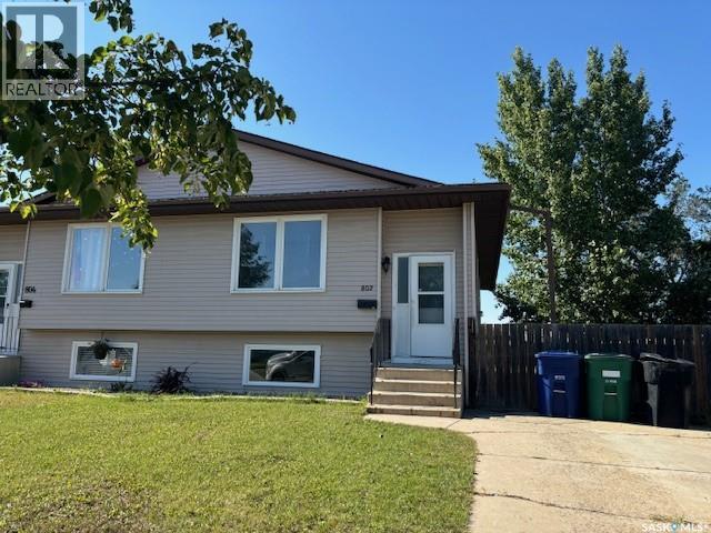 802 / 804 Mccormack Road, Saskatoon, Saskatchewan  S7M 5K1 - Photo 2 - SK021810