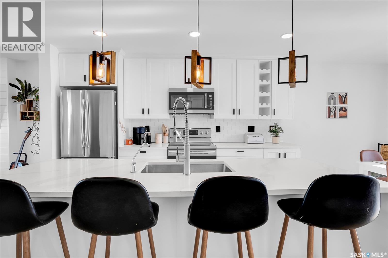 668 Feheregyhazi Boulevard, Saskatoon, Saskatchewan  S7W 1C4 - Photo 8 - SK021785