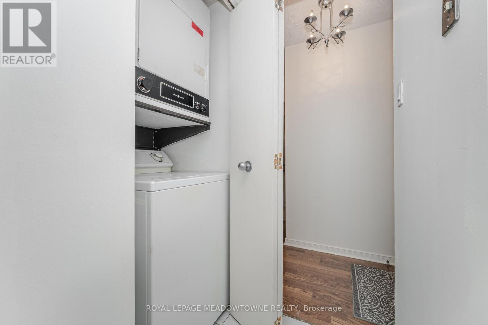 75 - 75 King Street E, Mississauga, Ontario  L5A 4G5 - Photo 31 - W12485575