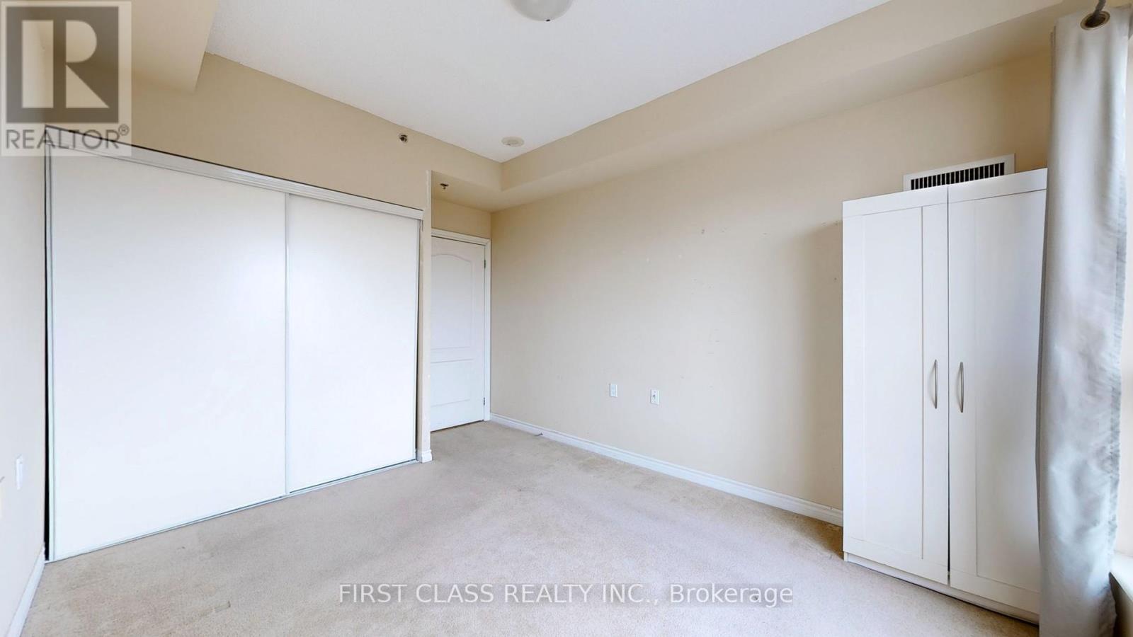 1201 - 810 Scollard Court, Mississauga, Ontario  L5V 0A4 - Photo 15 - W12485582