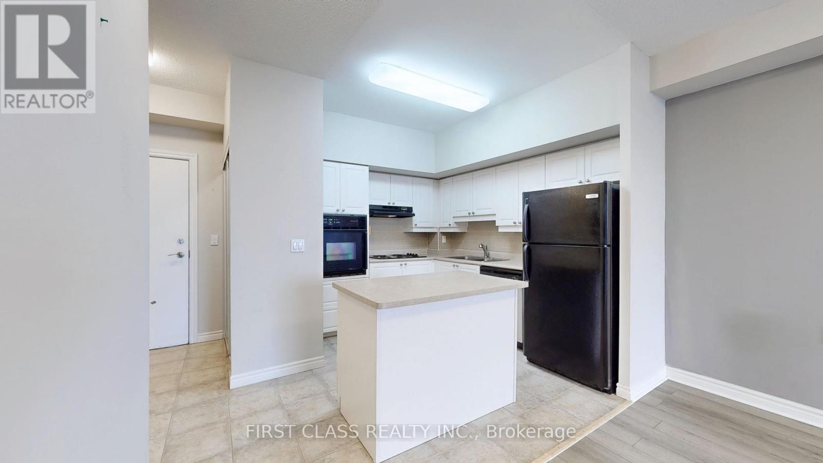 1201 - 810 Scollard Court, Mississauga, Ontario  L5V 0A4 - Photo 3 - W12485582