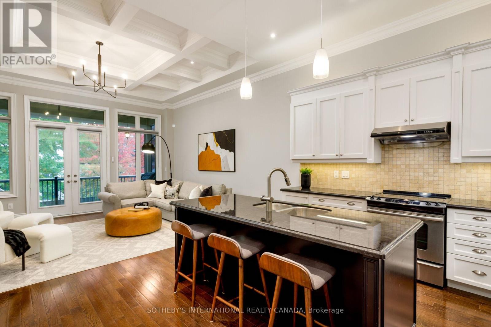 44 Forty First Street, Toronto, Ontario  M8W 3N6 - Photo 11 - W12485585