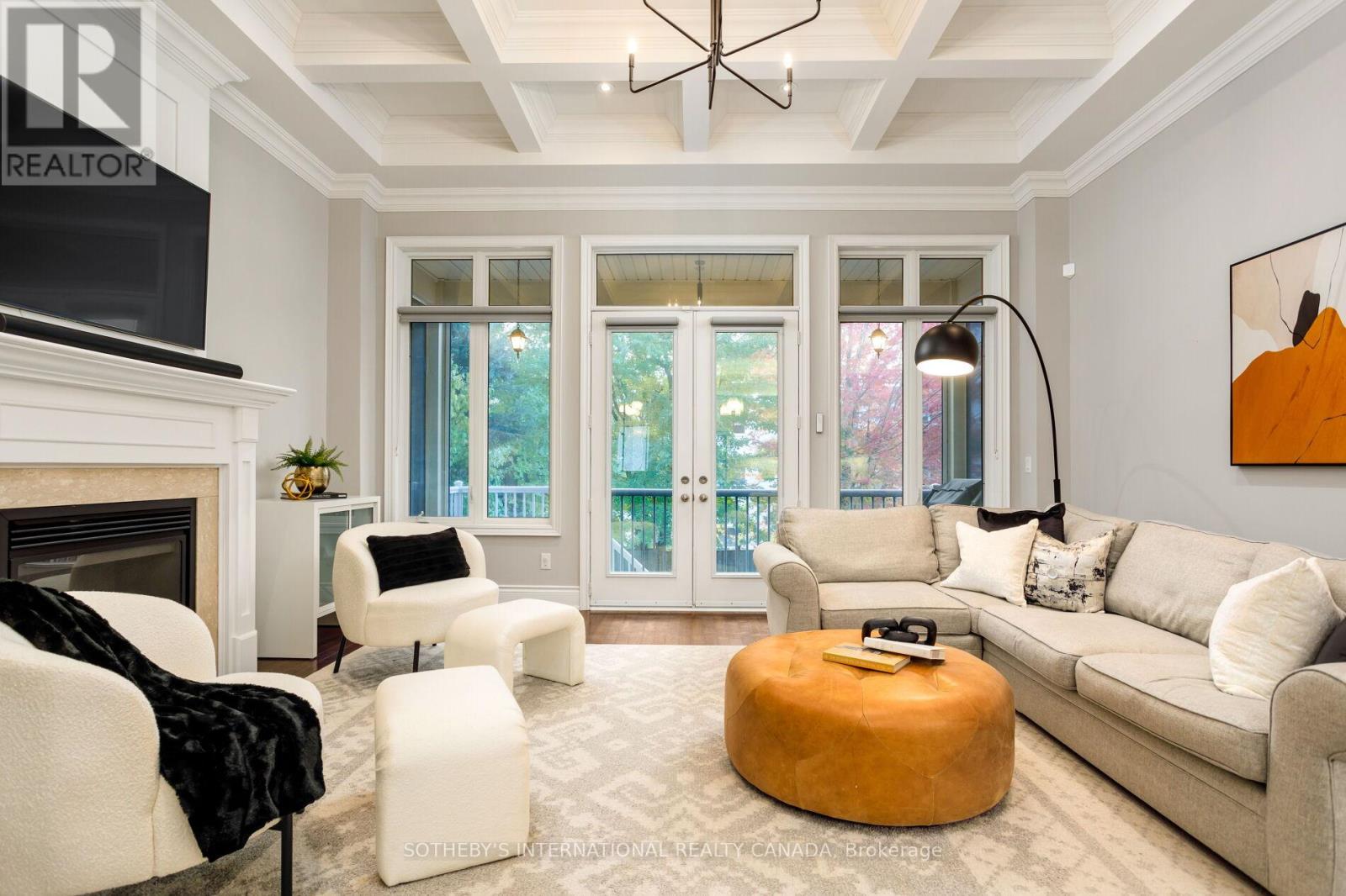 44 Forty First Street, Toronto, Ontario  M8W 3N6 - Photo 19 - W12485585