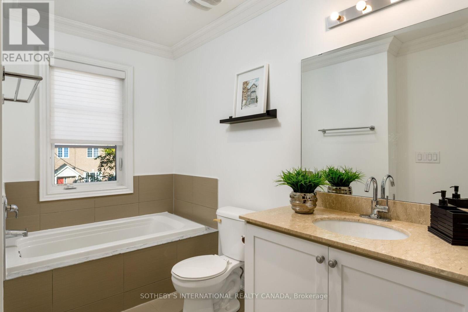 44 Forty First Street, Toronto, Ontario  M8W 3N6 - Photo 25 - W12485585