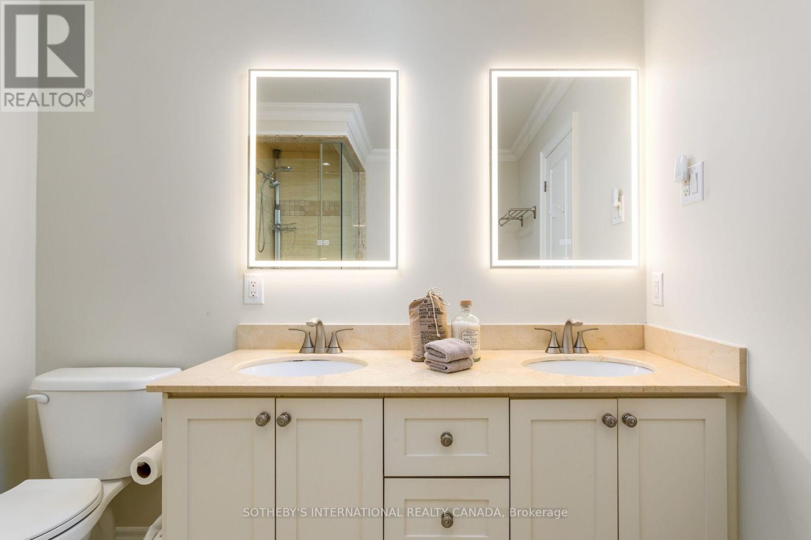 44 Forty First Street, Toronto, Ontario  M8W 3N6 - Photo 38 - W12485585