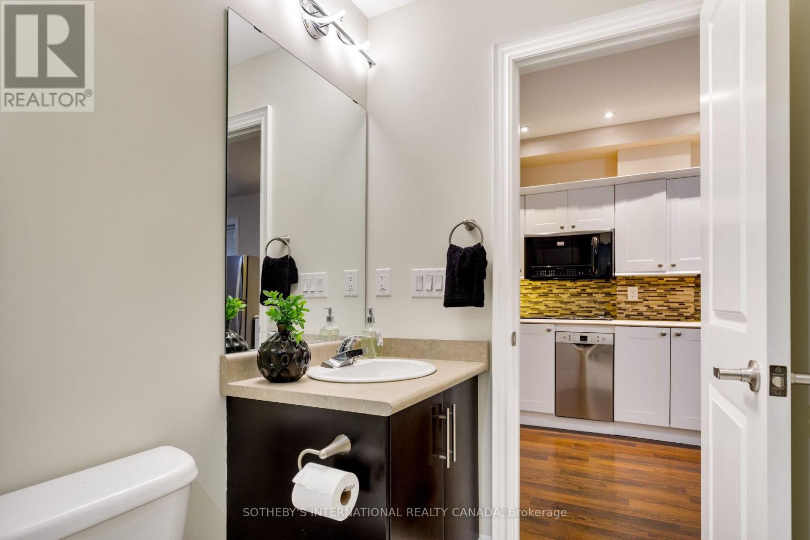 44 Forty First Street, Toronto, Ontario  M8W 3N6 - Photo 43 - W12485585