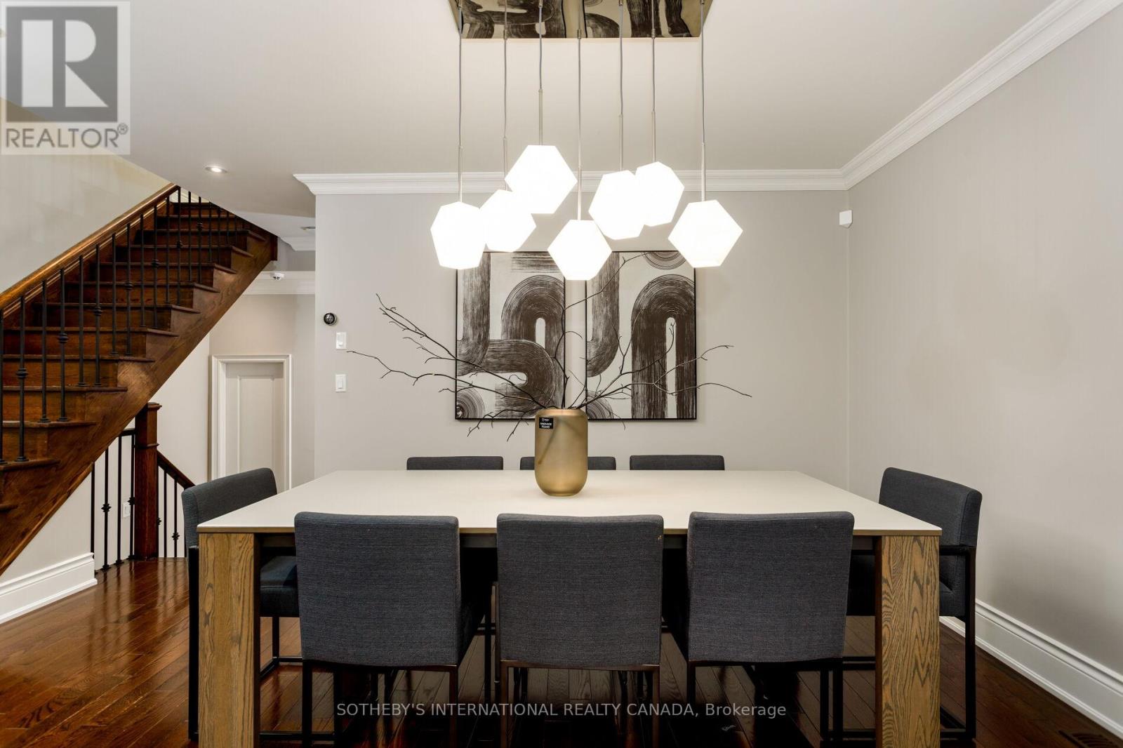 44 Forty First Street, Toronto, Ontario  M8W 3N6 - Photo 9 - W12485585