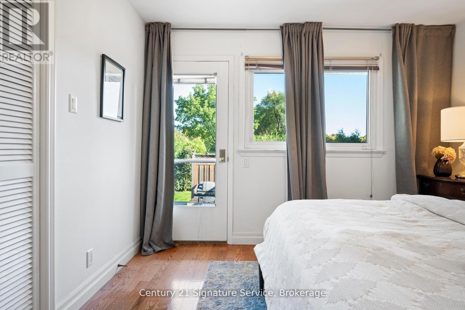 1602 Carletta Drive, Mississauga, Ontario  L4X 1E5 - Photo 20 - W12485590