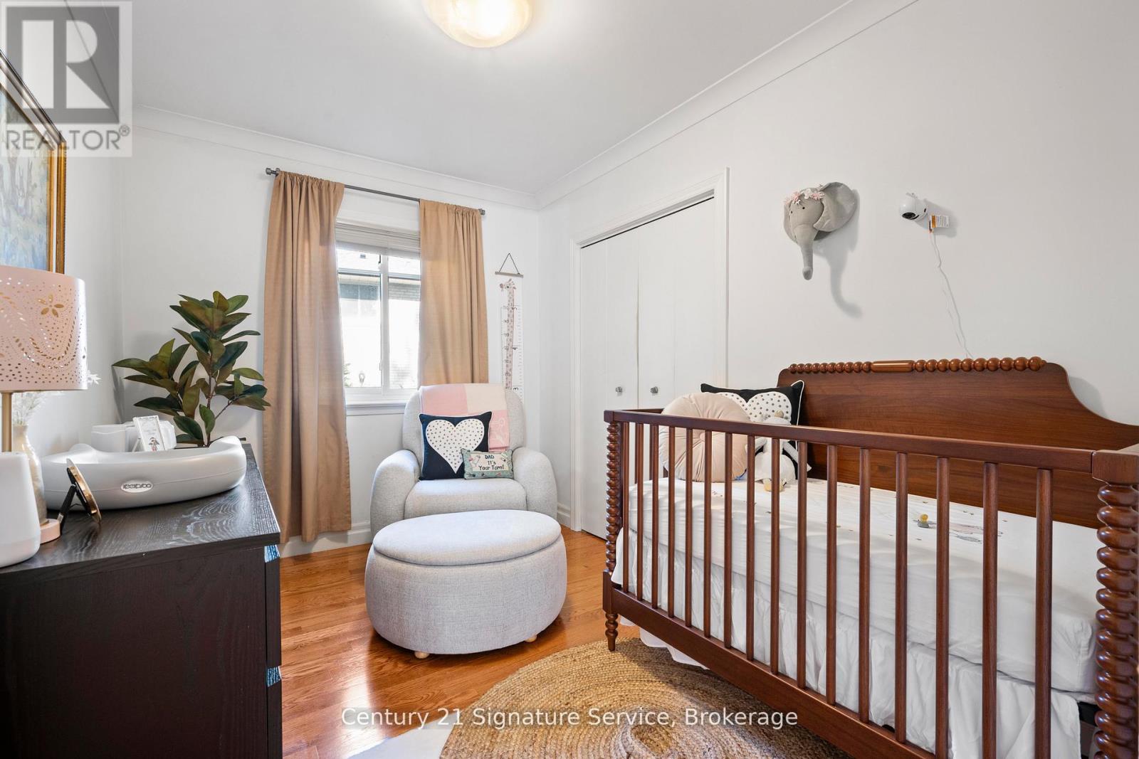 1602 Carletta Drive, Mississauga, Ontario  L4X 1E5 - Photo 22 - W12485590