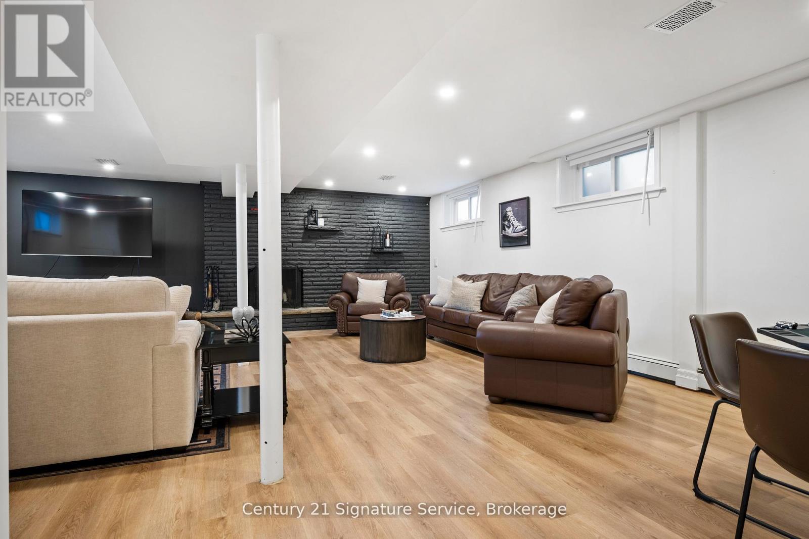 1602 Carletta Drive, Mississauga, Ontario  L4X 1E5 - Photo 26 - W12485590