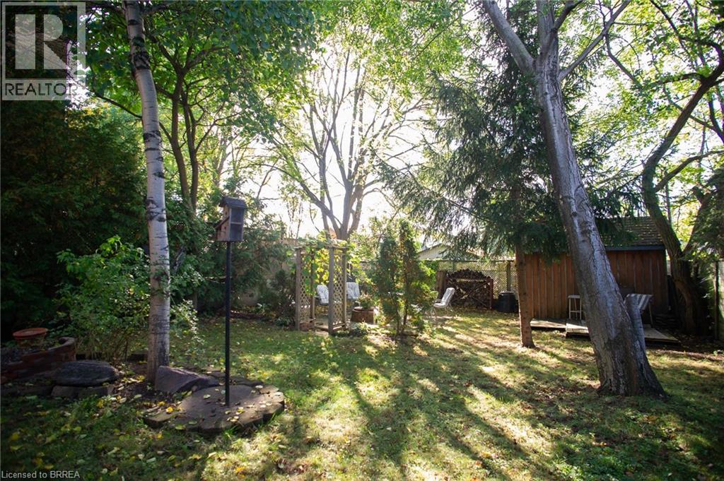 24 Avenue Road, Cambridge, Ontario  N1R 1B7 - Photo 24 - 40783737