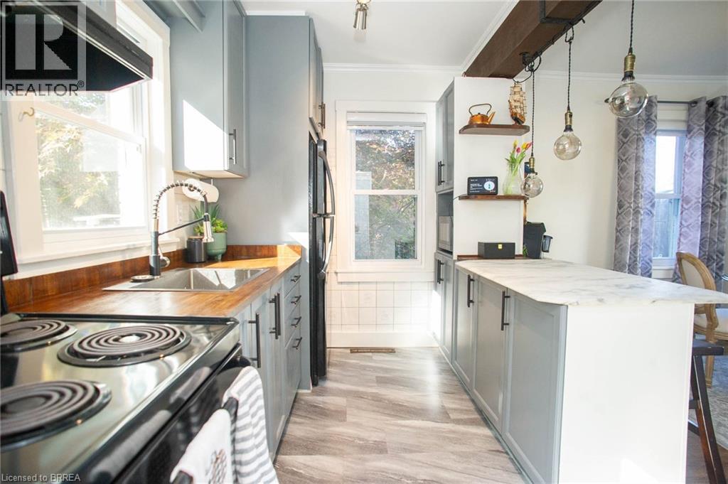 24 Avenue Road, Cambridge, Ontario  N1R 1B7 - Photo 9 - 40783737