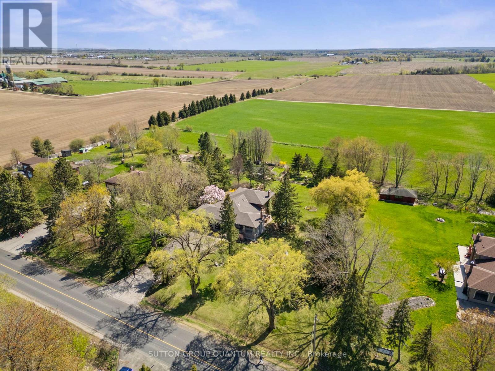 14432 Innis Lake Road, Caledon, Ontario  L7C 2Y7 - Photo 2 - W12485594