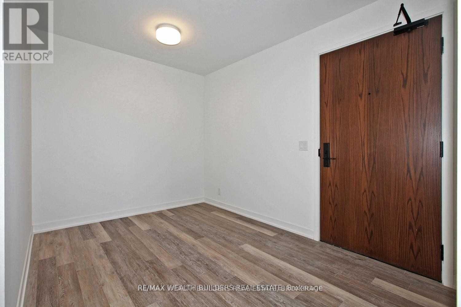 511 - 2118 Bloor Street W, Toronto, Ontario  M6S 1M8 - Photo 22 - W12485598