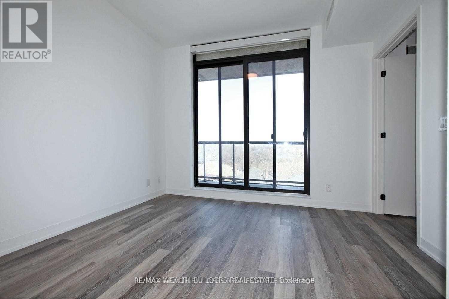 511 - 2118 Bloor Street W, Toronto, Ontario  M6S 1M8 - Photo 3 - W12485598