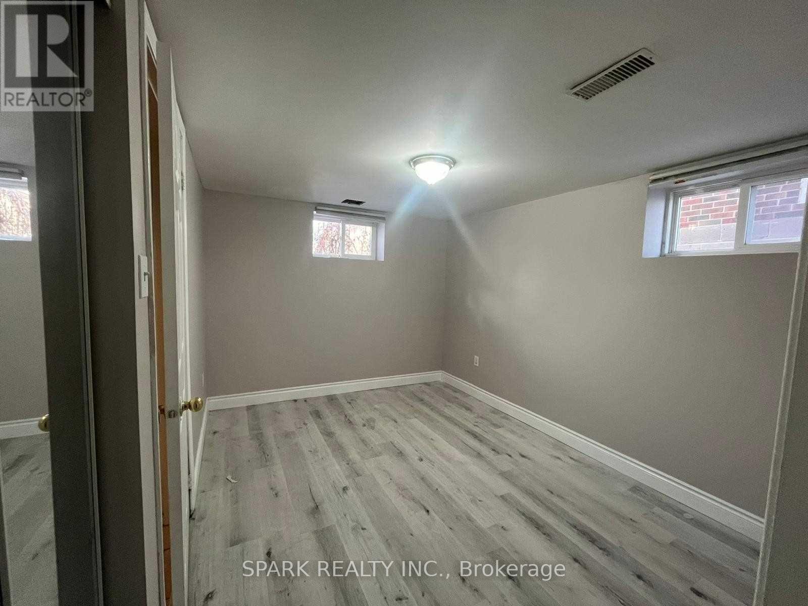 Bsmt - 55 Moore Street, Brampton, Ontario  L6X 1V2 - Photo 6 - W12485599