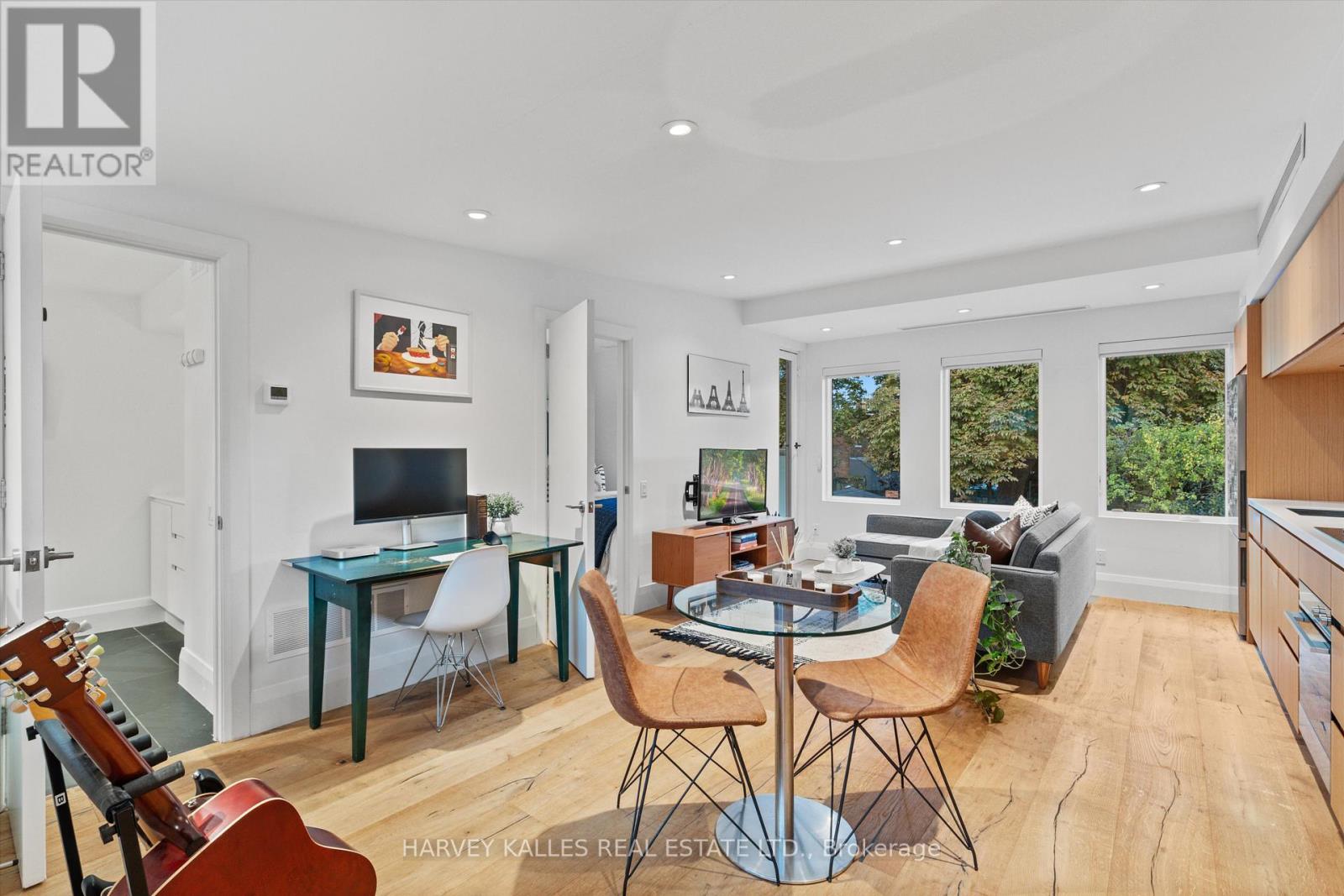 D - 786 Ossington Avenue, Toronto, Ontario  M6G 3V1 - Photo 11 - W12485619