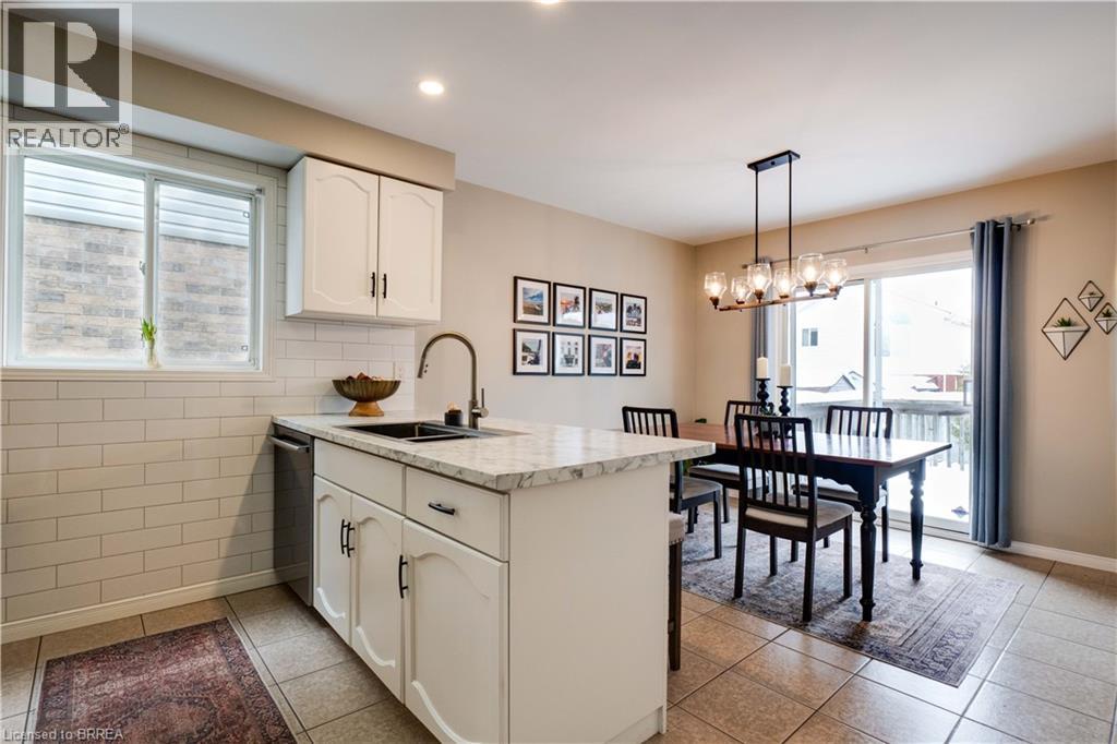 564 Grange Road, Guelph, Ontario  N1E 7C9 - Photo 7 - 40781039