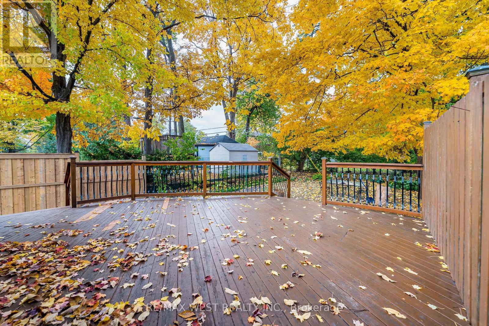 132 Meadowbank Road, Toronto, Ontario  M9B 5E4 - Photo 20 - W12485620