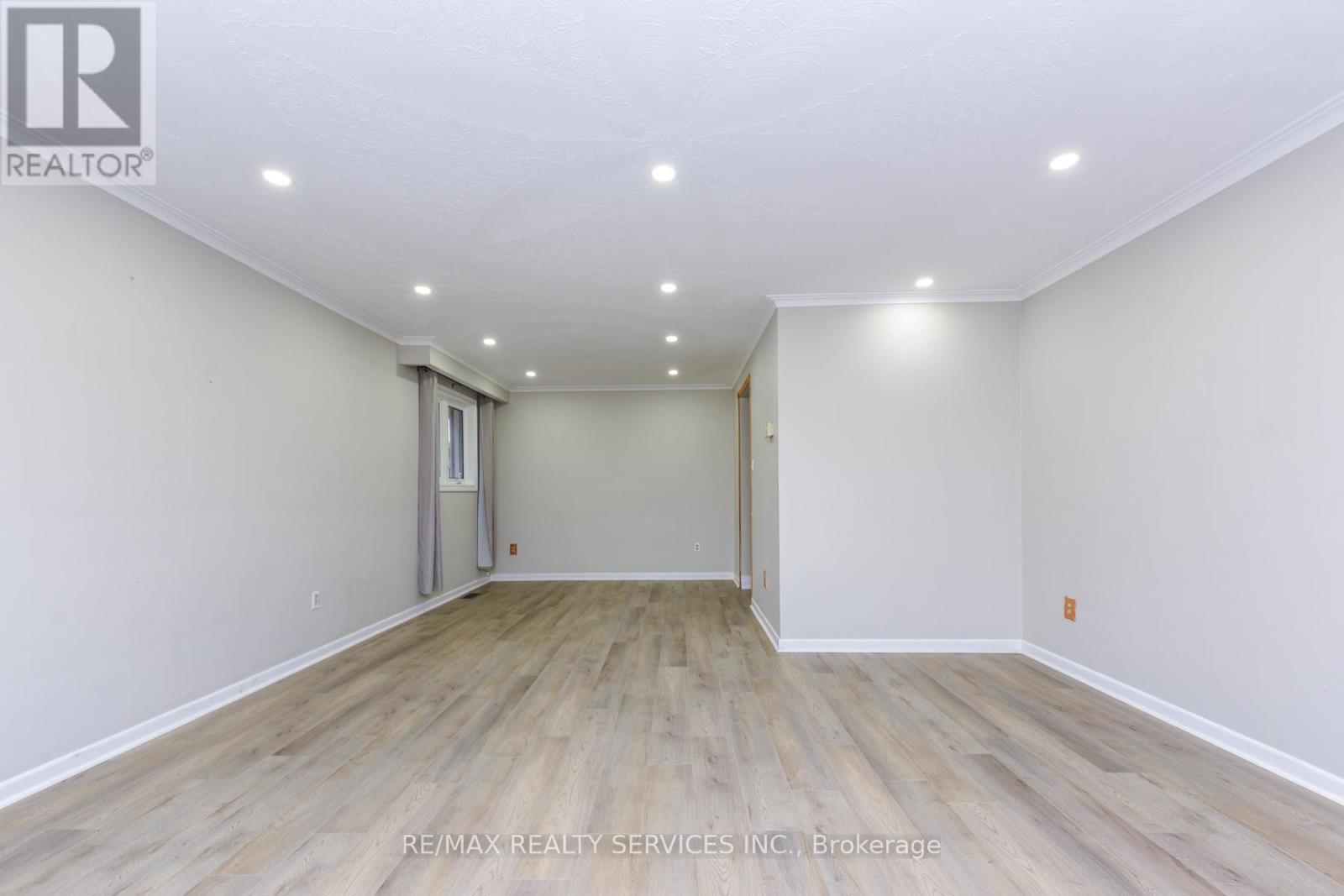 91 Ambleside Drive, Brampton, Ontario  L6Y 1C1 - Photo 14 - W12485624