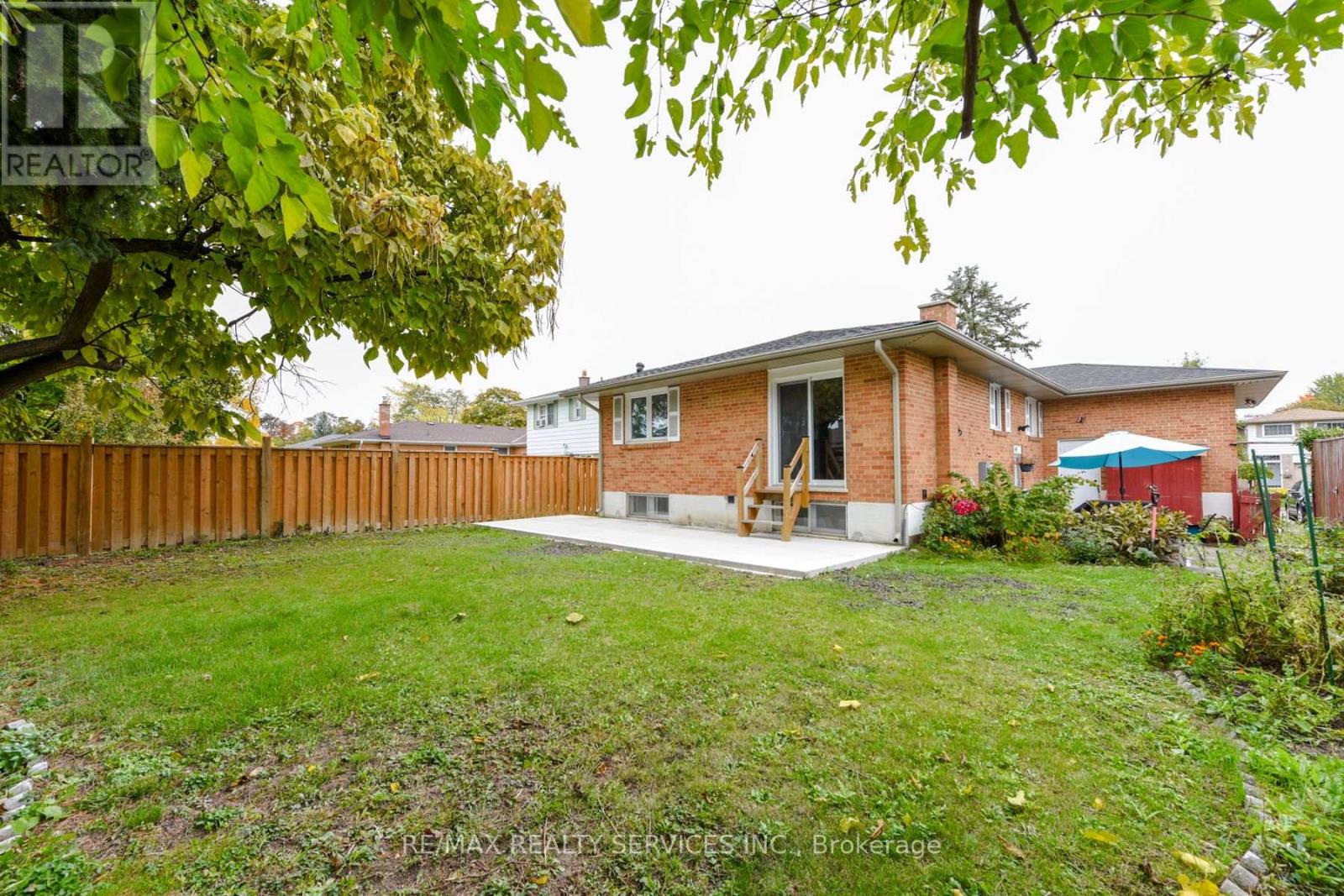 91 Ambleside Drive, Brampton, Ontario  L6Y 1C1 - Photo 38 - W12485624