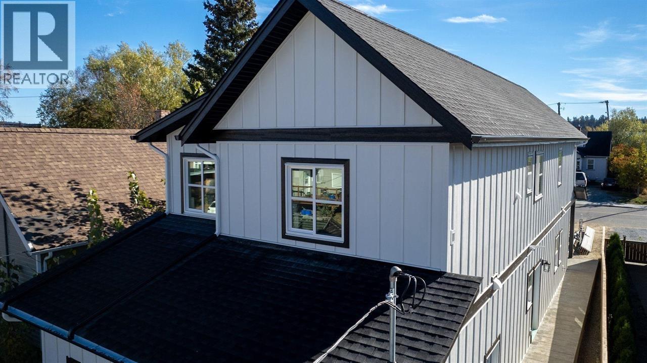 2170 Ross Crescent, Prince George, British Columbia  V2M 1Y7 - Photo 2 - R3062439