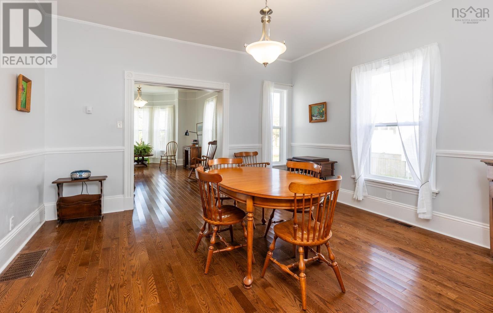 39 Brunswick Street, Yarmouth, Nova Scotia  B5A 2E7 - Photo 13 - 202526748