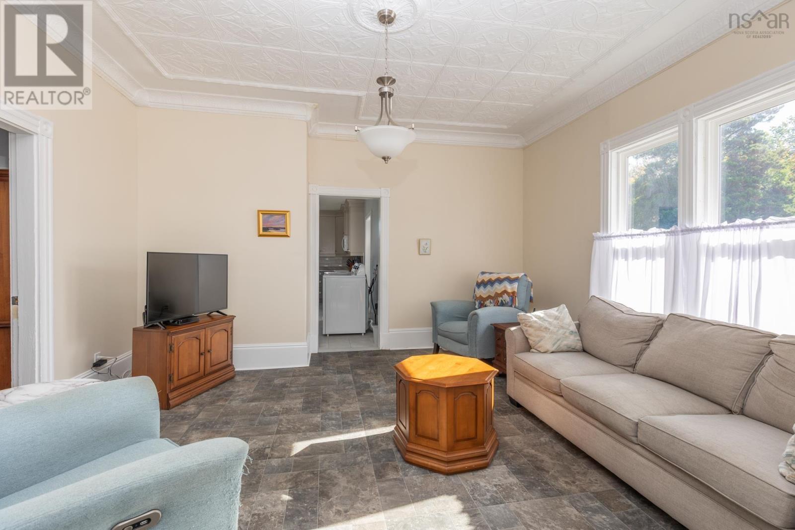 39 Brunswick Street, Yarmouth, Nova Scotia  B5A 2E7 - Photo 20 - 202526748