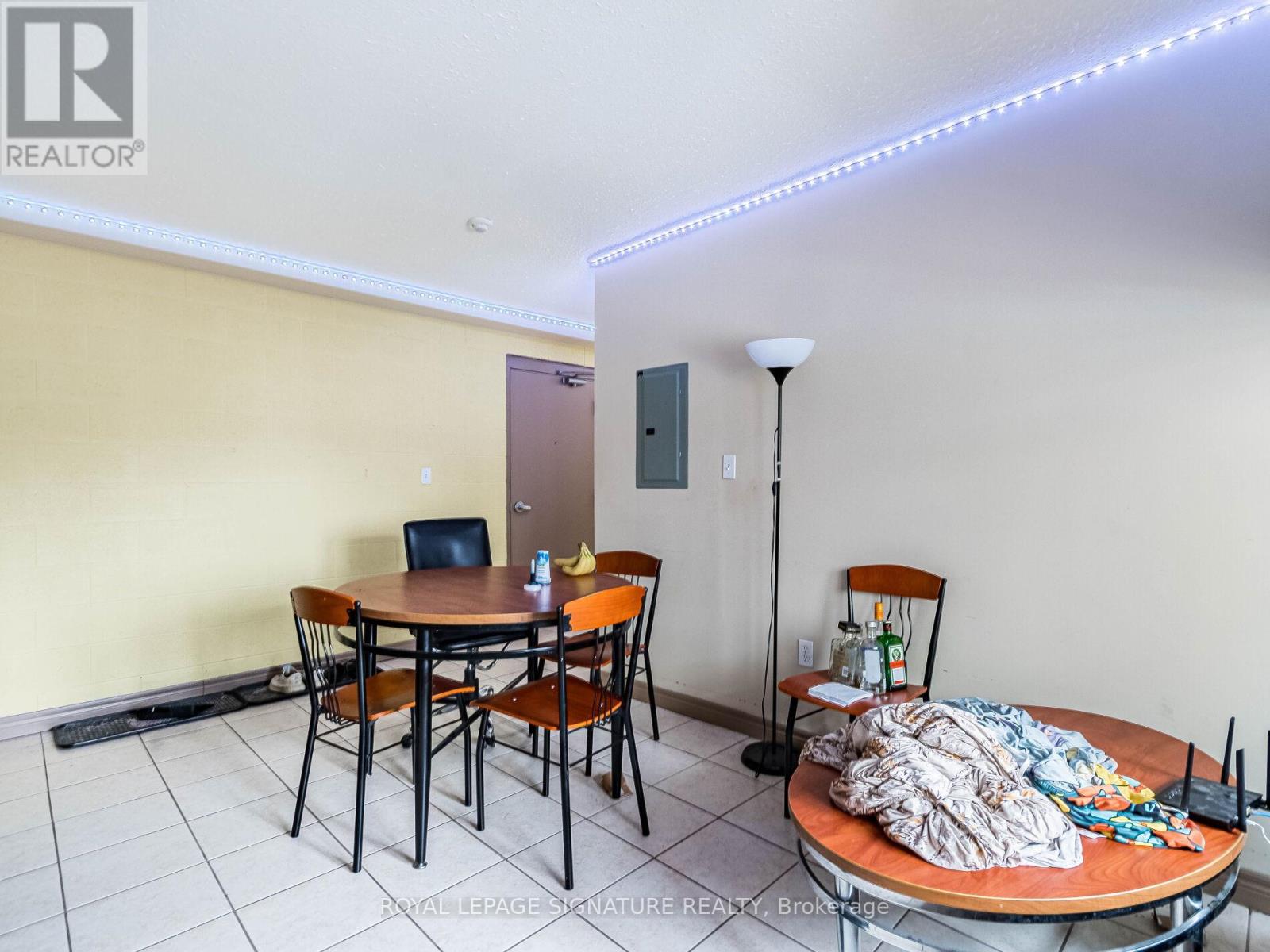 203 - 251 Lester Street, Waterloo, Ontario  N2L 3W6 - Photo 15 - X12485550