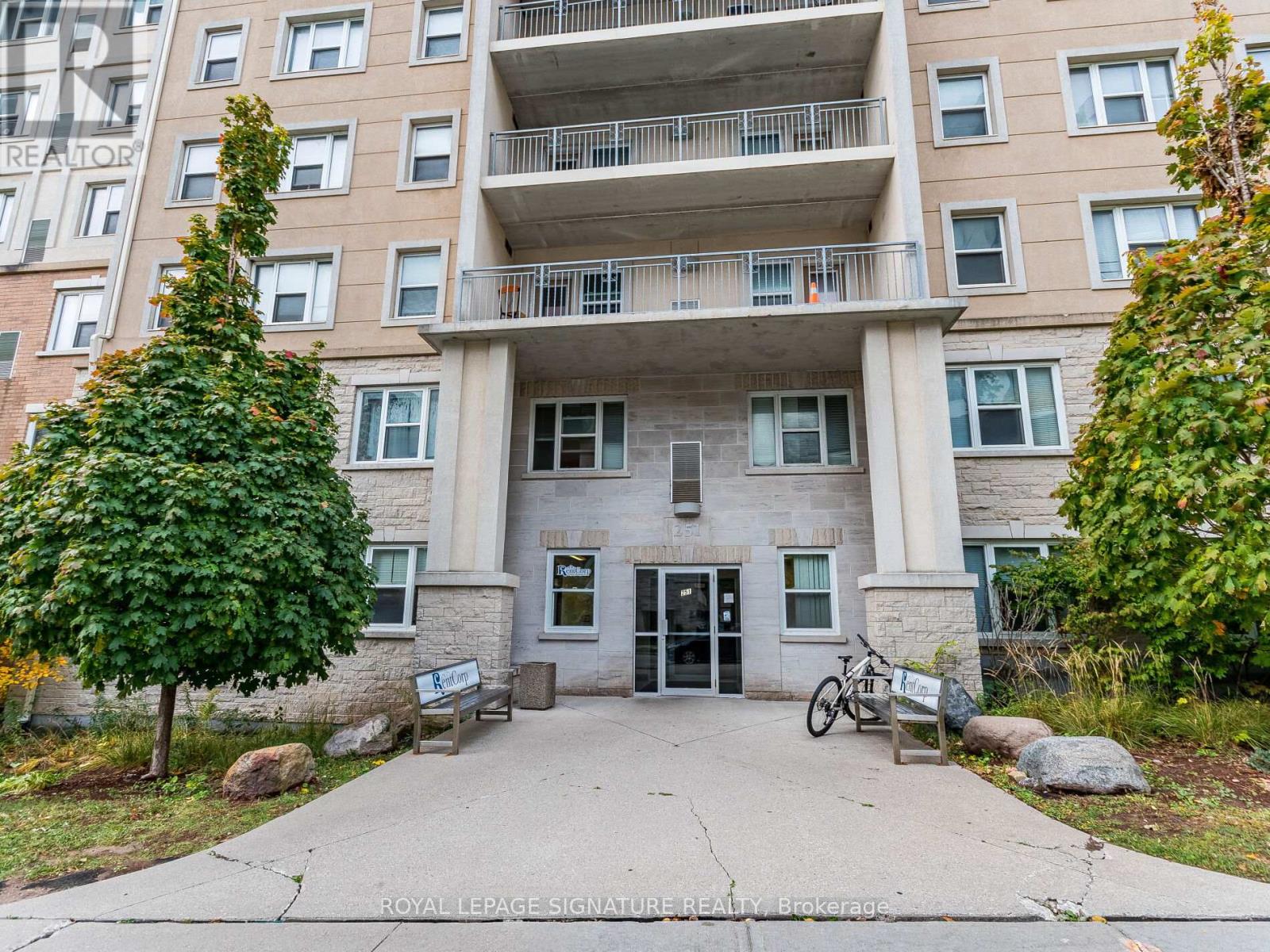 203 - 251 Lester Street, Waterloo, Ontario  N2L 3W6 - Photo 4 - X12485550