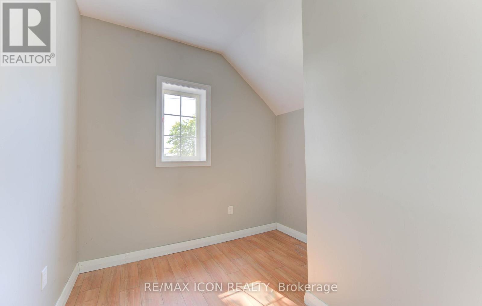 138 Courtland Avenue E, Kitchener, Ontario  N2G 2V1 - Photo 36 - X12485573