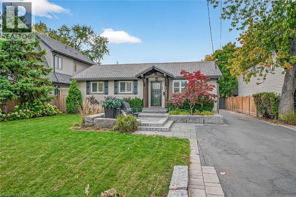 940 Hazel Street, Burlington, Ontario  L7R 3X3 - Photo 2 - 40782256