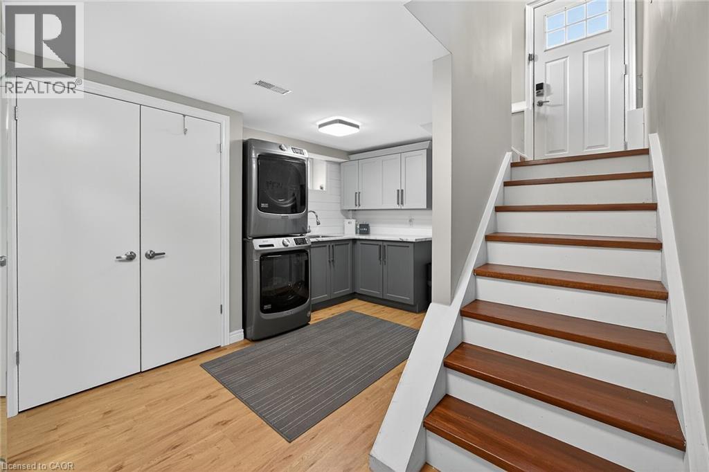 940 Hazel Street, Burlington, Ontario  L7R 3X3 - Photo 37 - 40782256