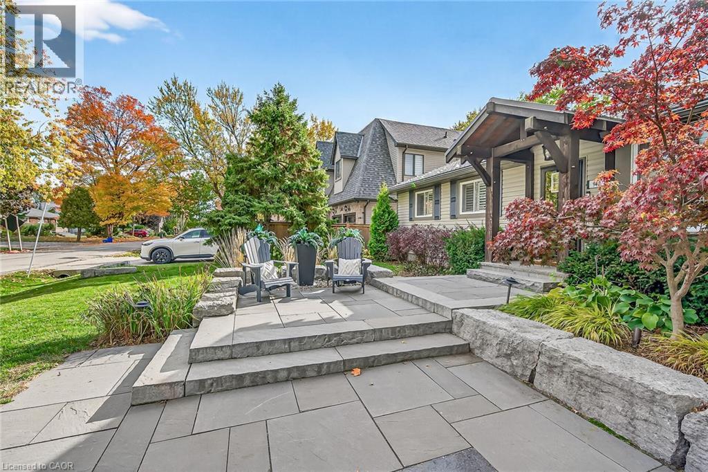 940 Hazel Street, Burlington, Ontario  L7R 3X3 - Photo 4 - 40782256