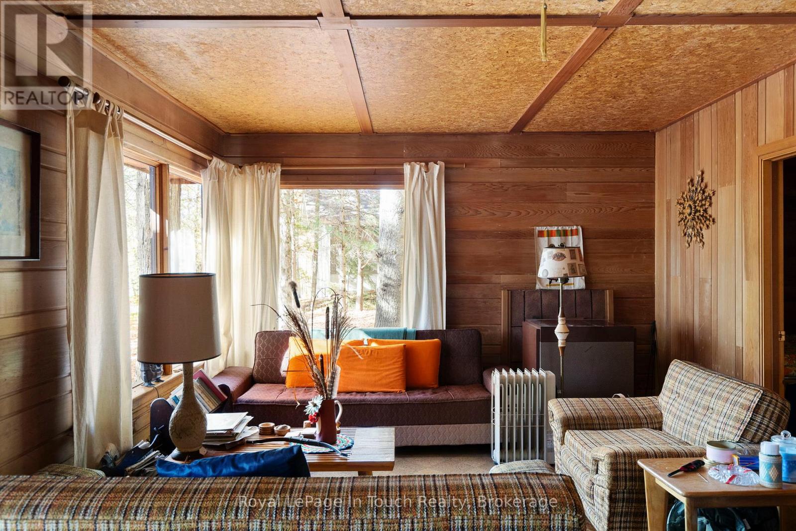 1980 South Riverside Drive, Severn, Ontario  L0K 1E0 - Photo 10 - S12485833