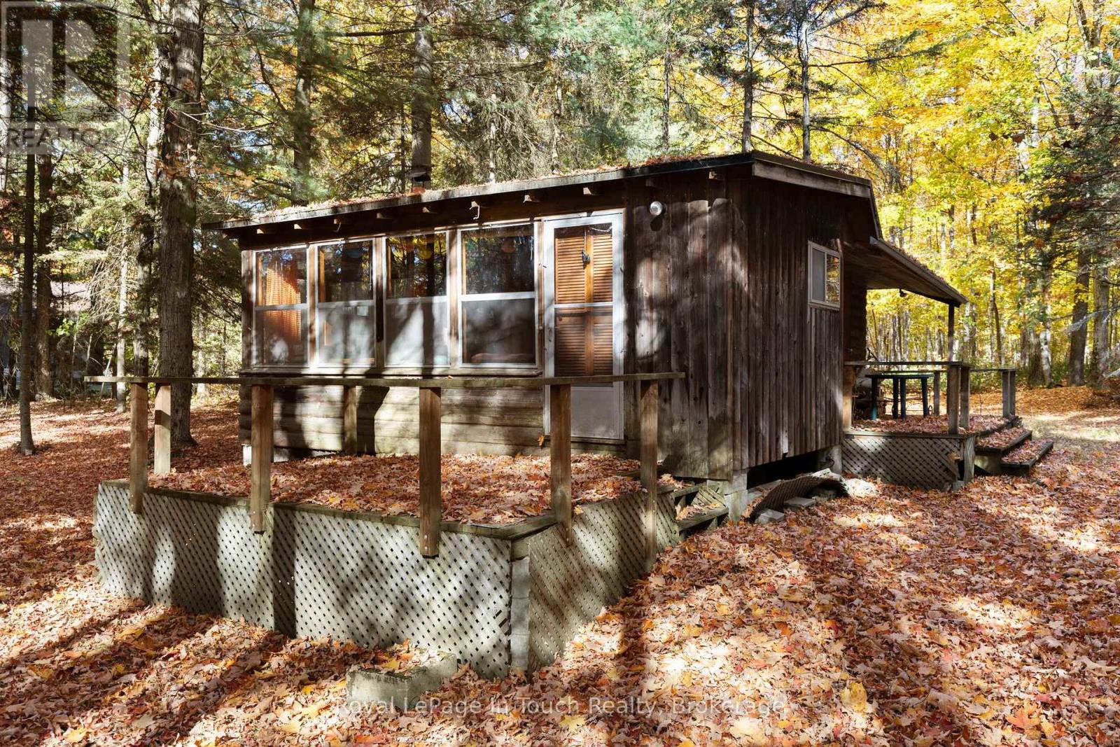 1980 South Riverside Drive, Severn, Ontario  L0K 1E0 - Photo 19 - S12485833