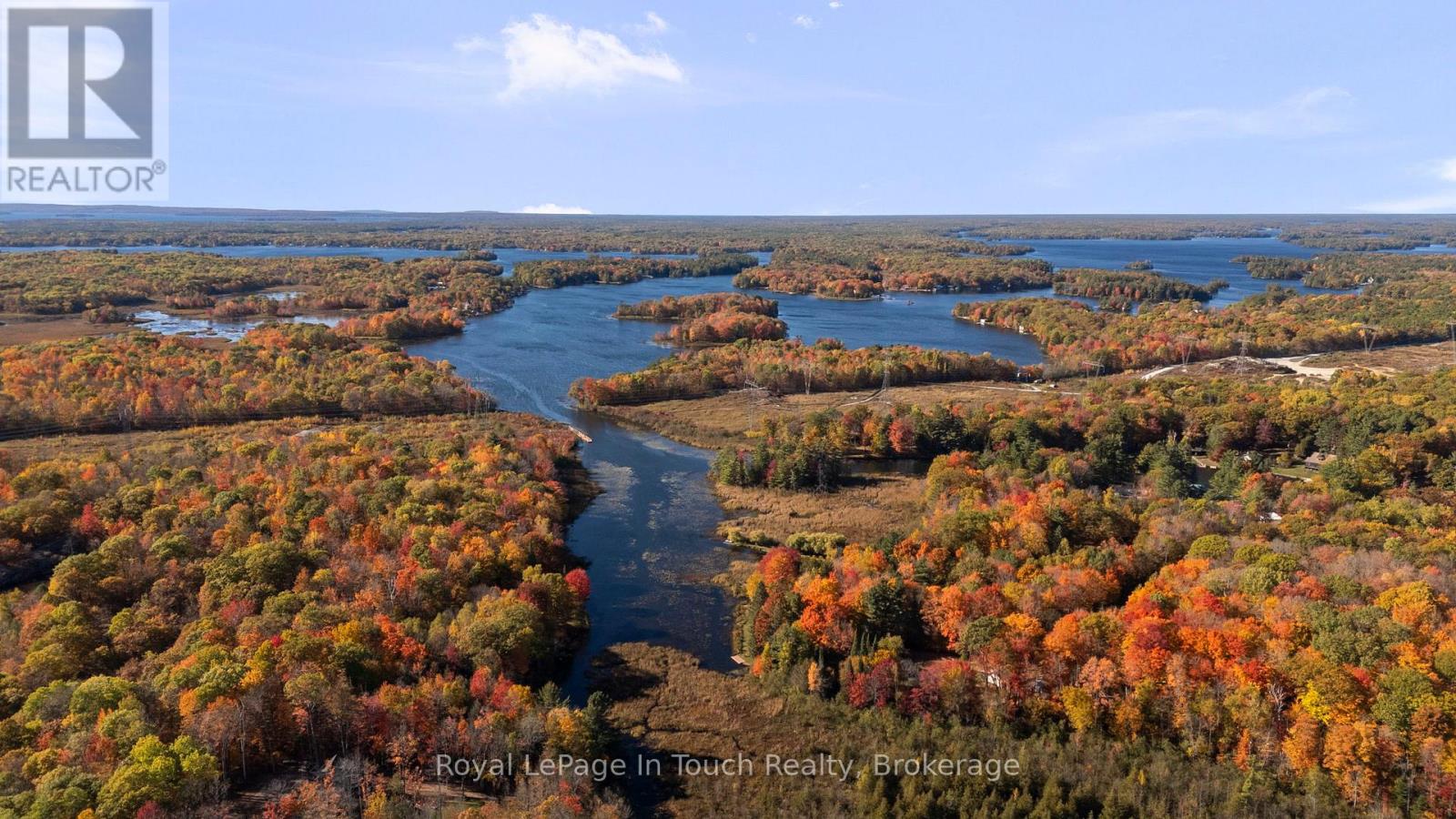 1980 South Riverside Drive, Severn, Ontario  L0K 1E0 - Photo 9 - S12485833