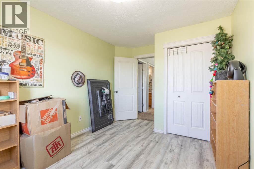 168 3 Street W, Cardston, Alberta  T0K 0K0 - Photo 16 - A2265749