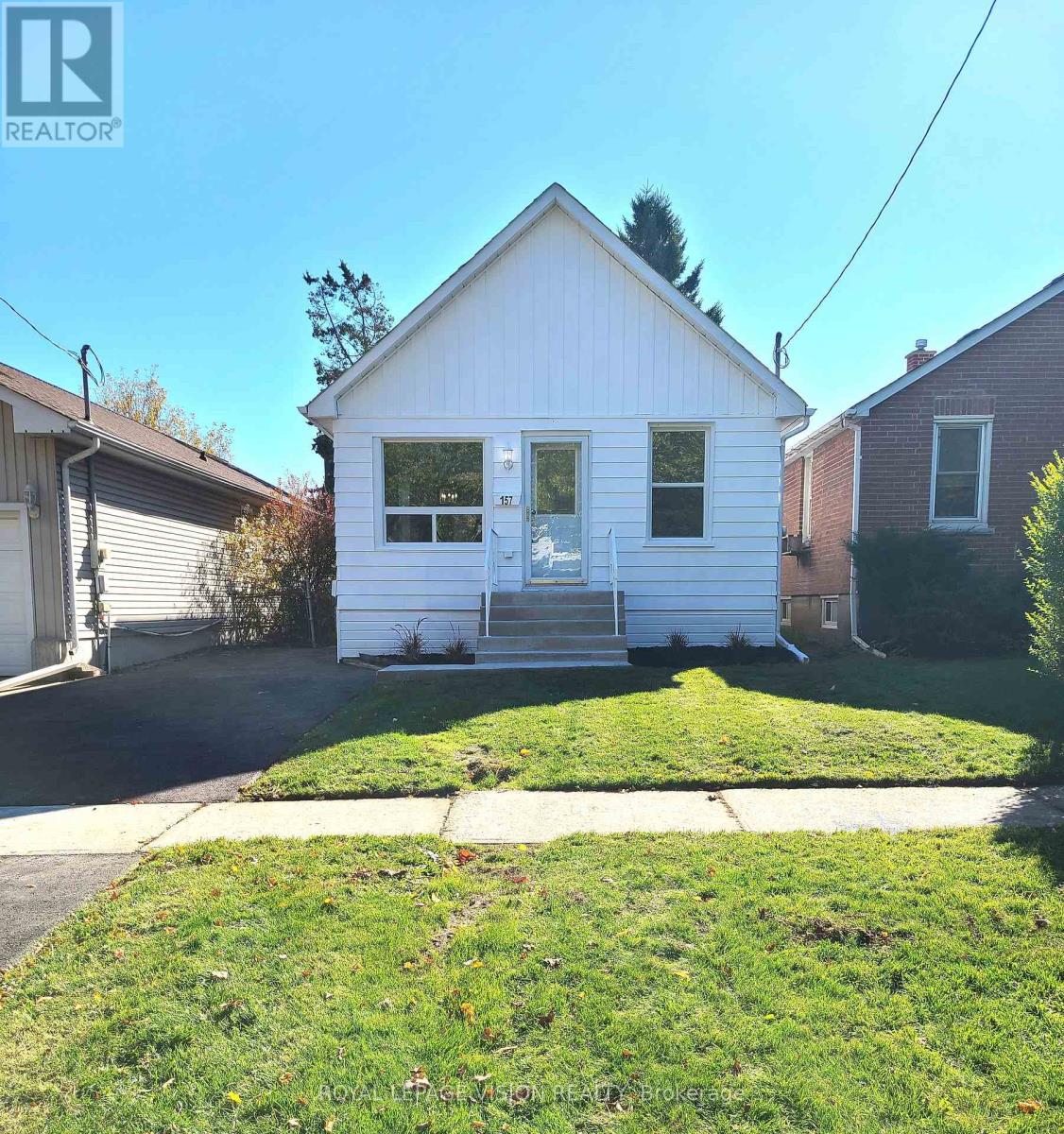 157 COLLEGE AVENUE, Oshawa, Ontario